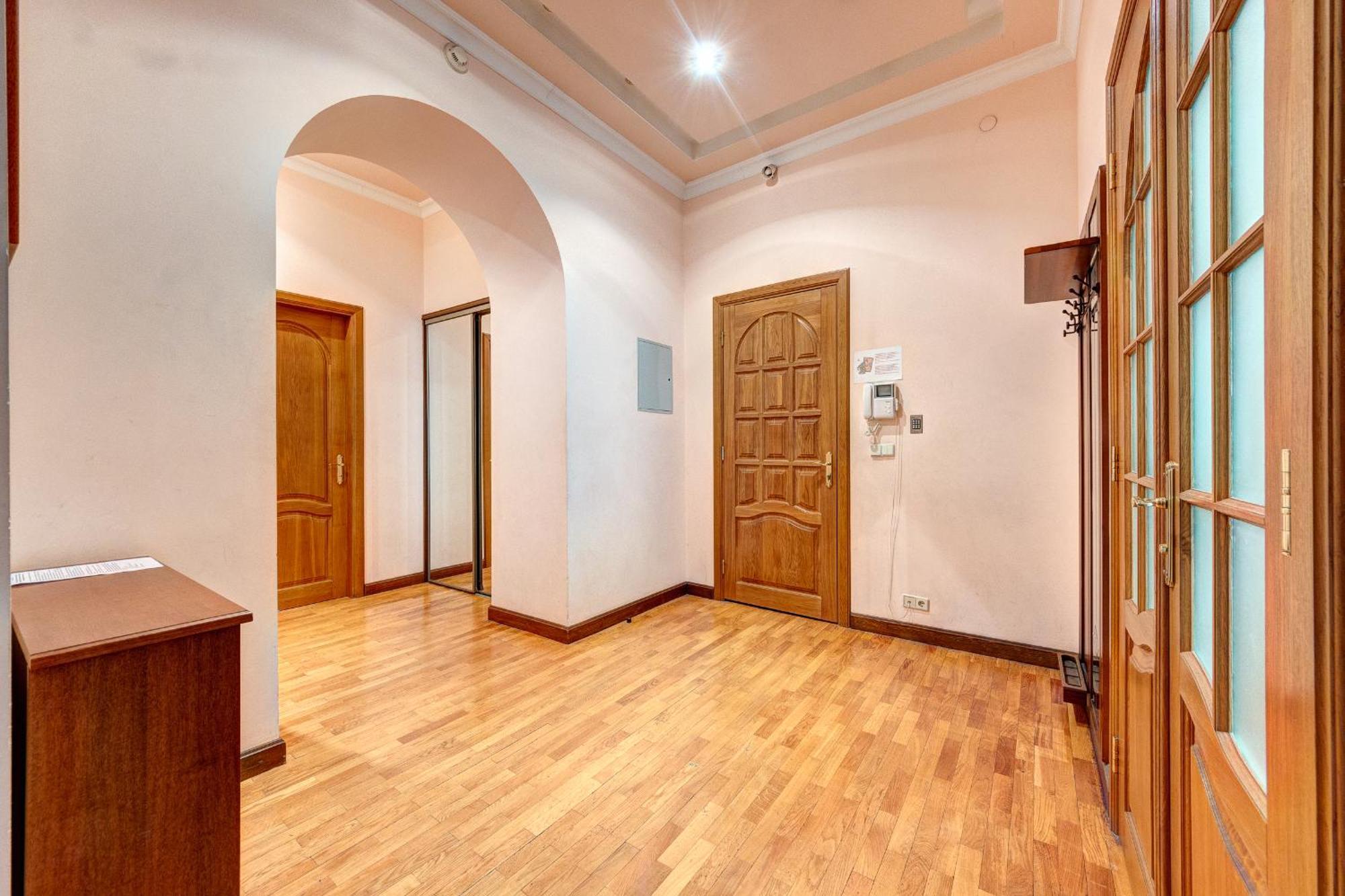 3-кімнатні в центрі києва, м. площа українських героїв * Kyiv